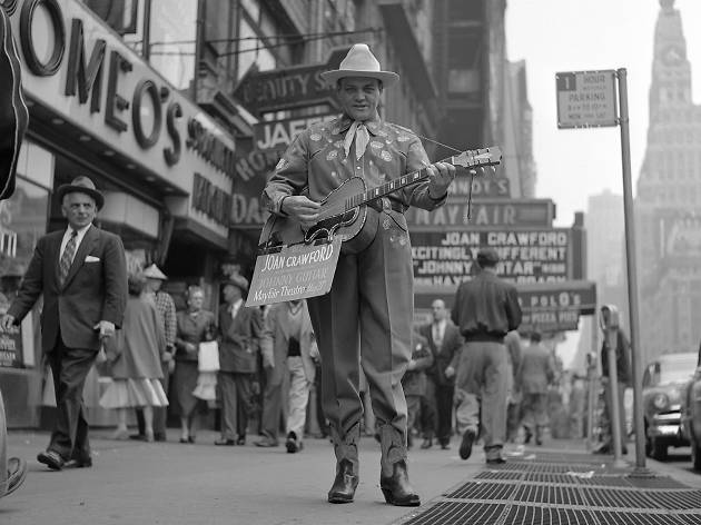 Check out these amazing photos of midcentury New York