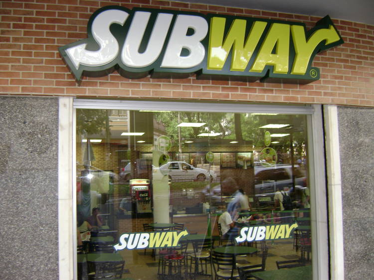 A robber holds up a Subway to pay for Potbelly