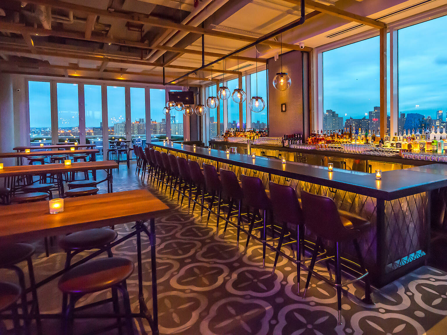 Best Rooftops for New Year's Eve in NYC, 2022