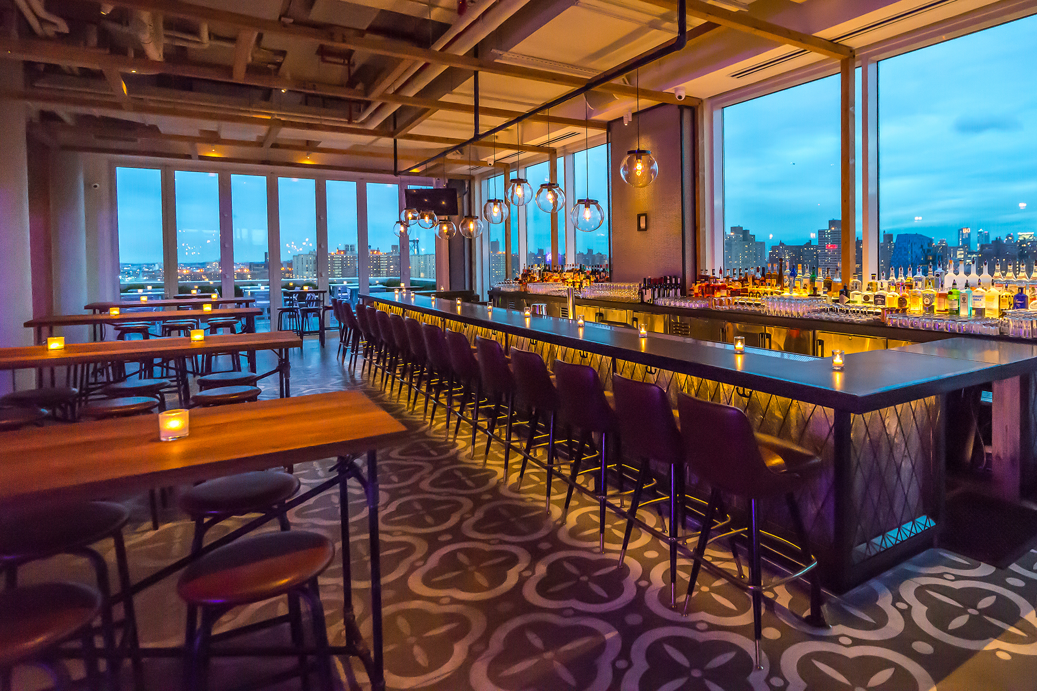 enjoy-mile-high-meals-at-the-best-rooftop-restaurants-in-nyc