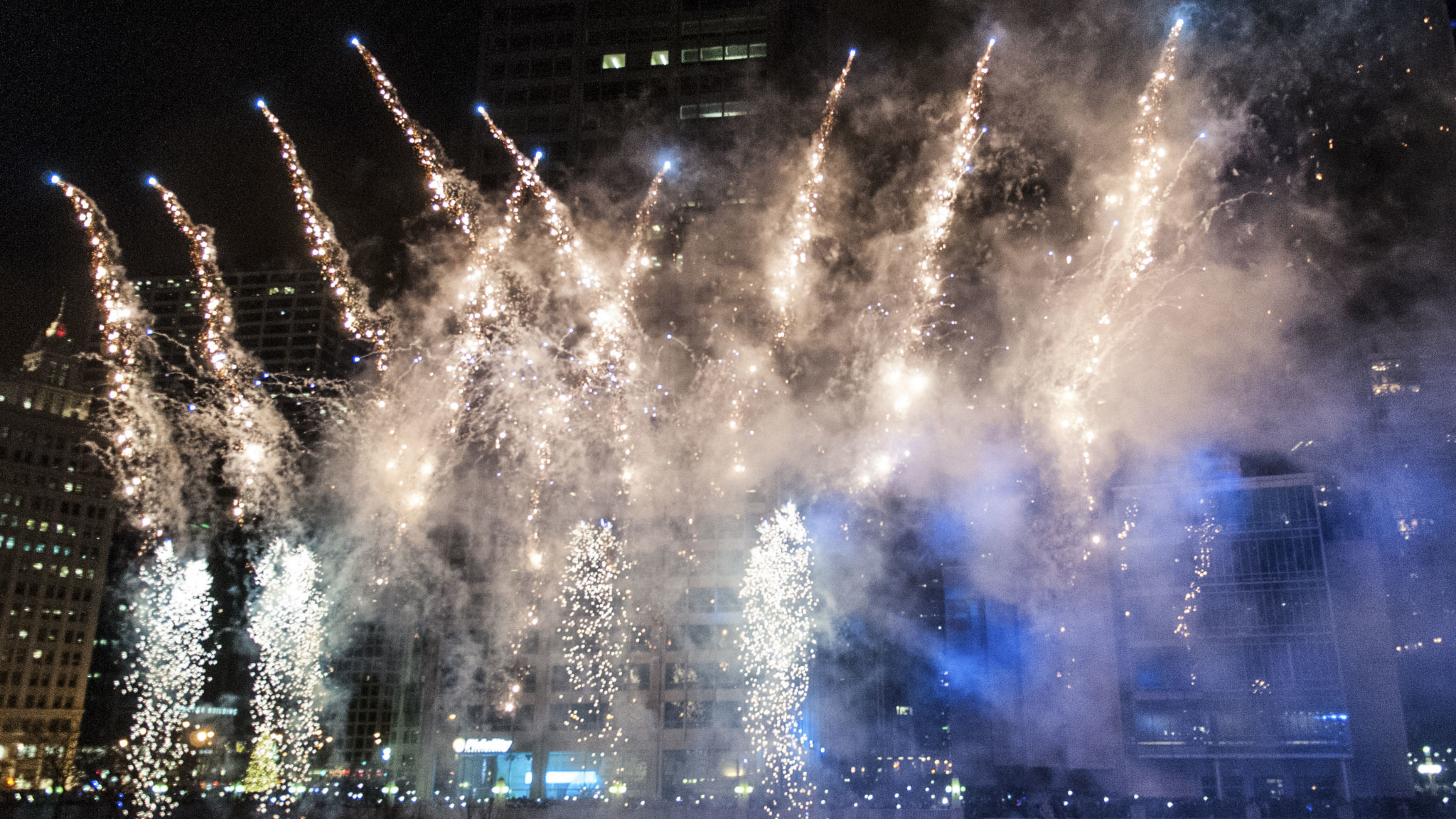 What you need to know about Chicago's giant NYE fireworks display