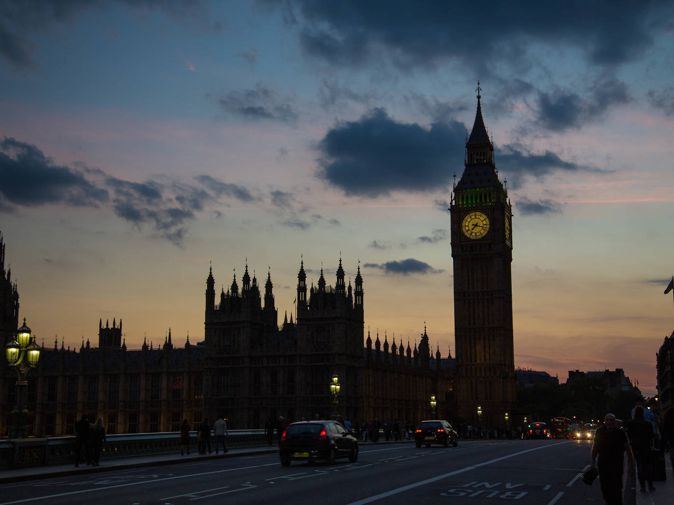 MAIN LONDON ATTRACTIONS visual data 5