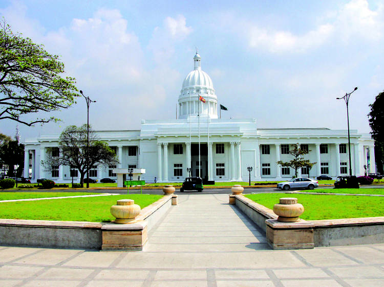    The Town Hall in Colombo 7