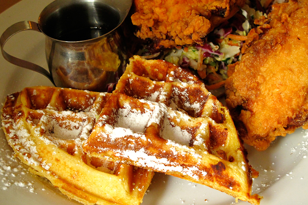 Best chicken and waffles in harlem