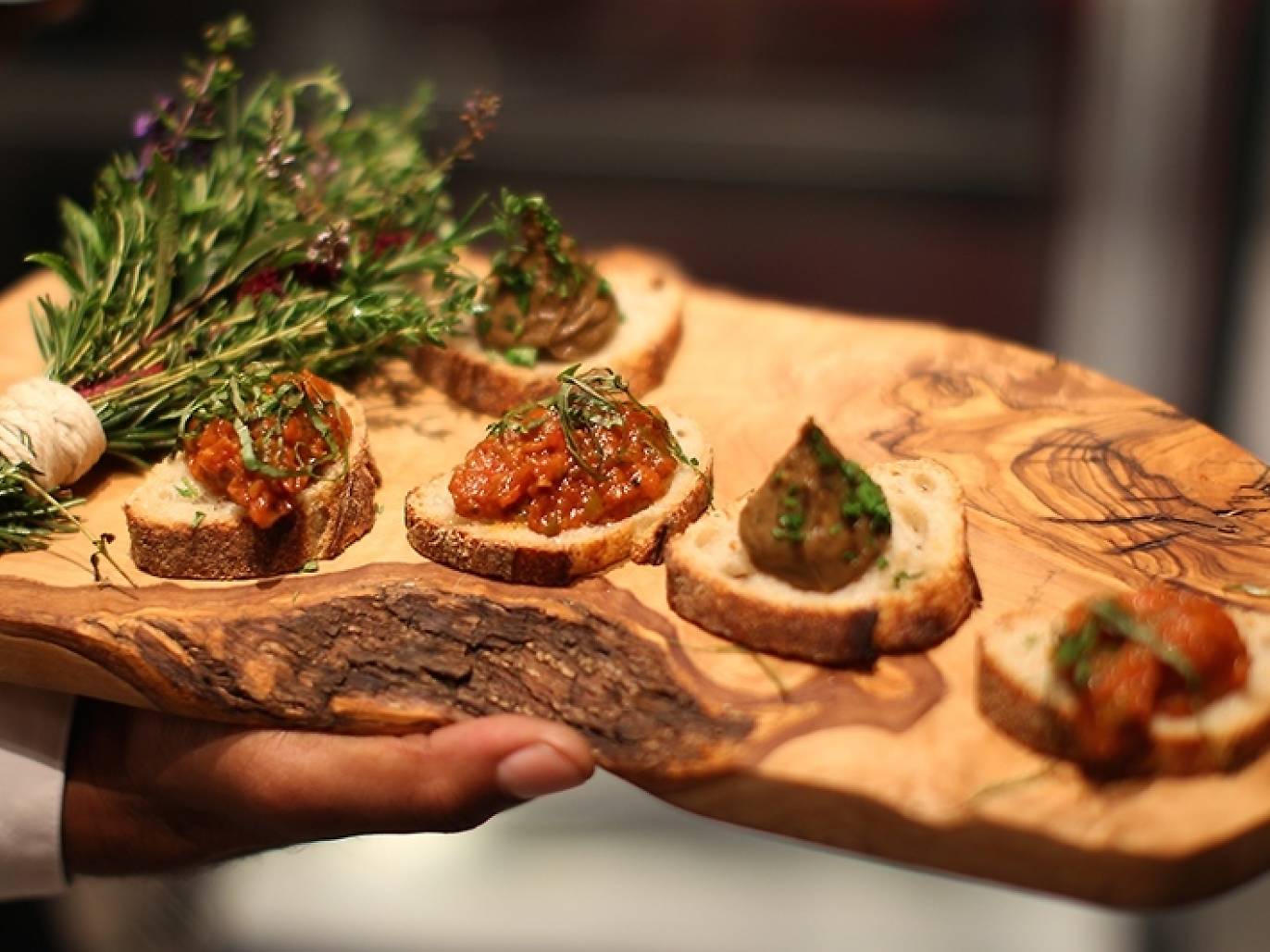 8 Places to Go Wine Tasting in Los Angeles