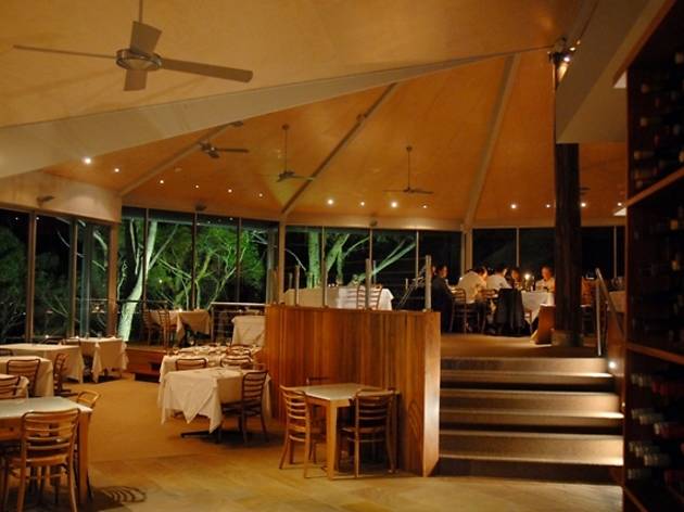 Chris's Beacon Point Restaurant Chris's Beacon Point Restaurant