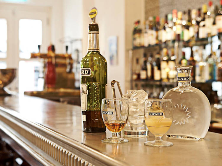 Café and Bar Gavroche