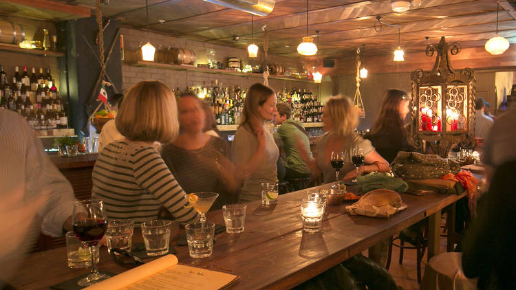 The best first date bars in Sydney