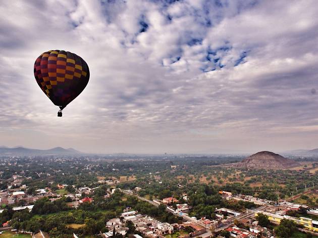 Vuelo en globo en Teotihuacán Vuelo en globo con turisky