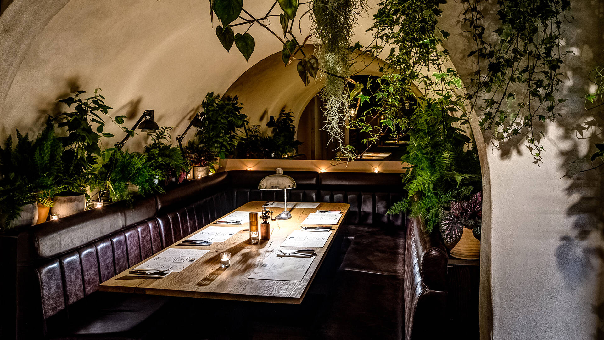 Flat Iron Restaurants in Covent Garden, London