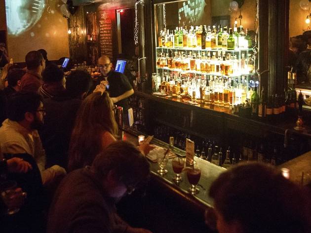 The Trestle Inn | Bars in Callowhill, Philadelphia