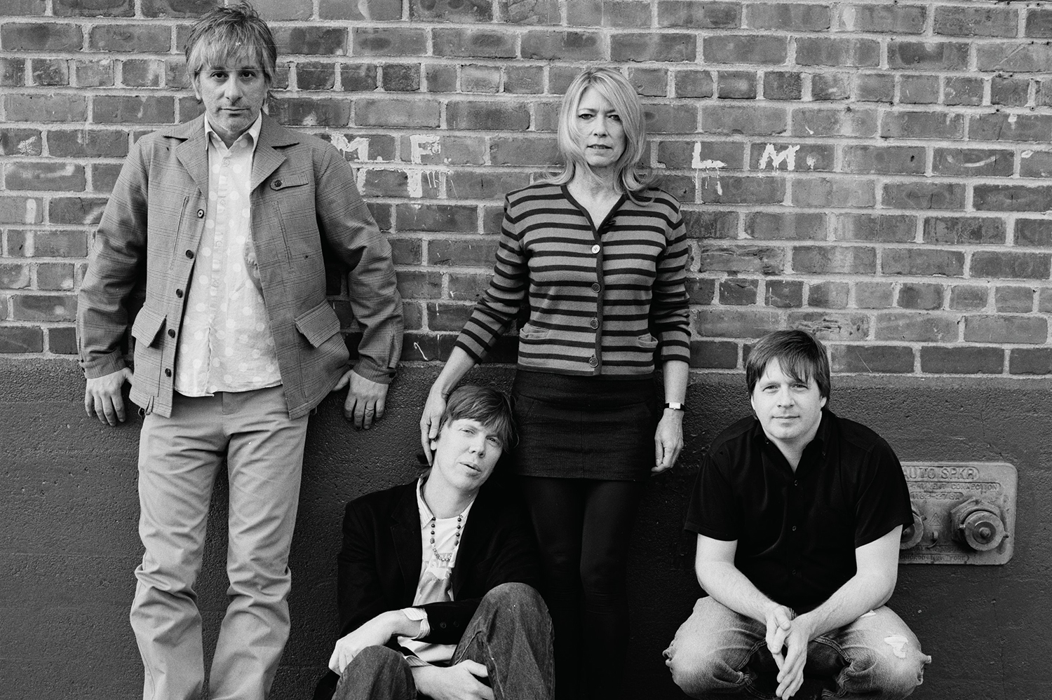 Best Indie rock Bands Of All Time From The Pixies To Sonic Youth