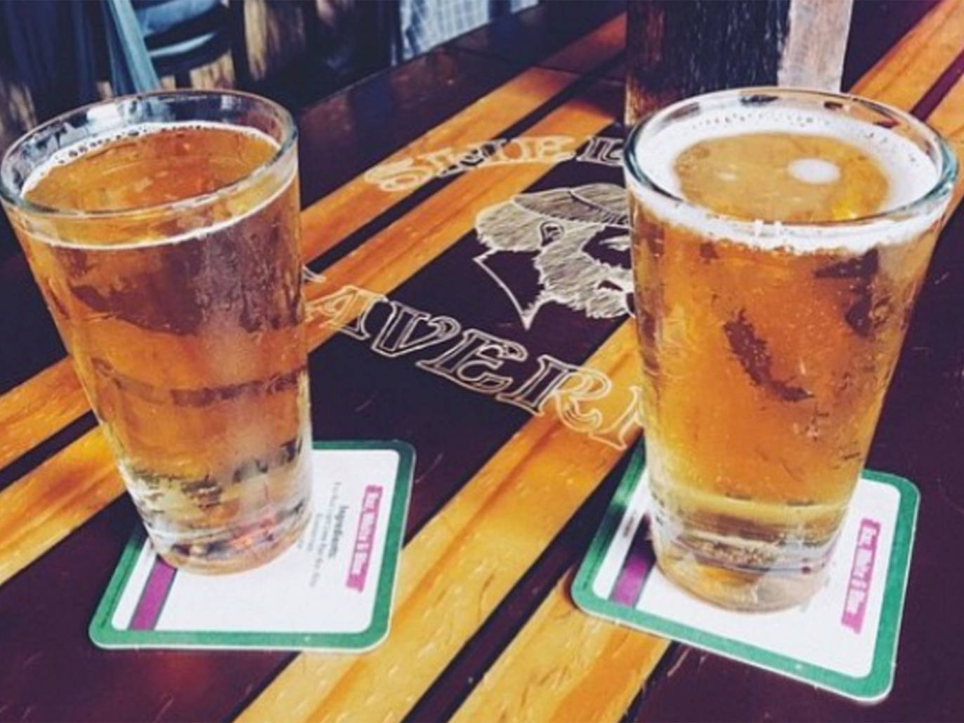 Best Manhattan Beach bars for drinking by the ocean