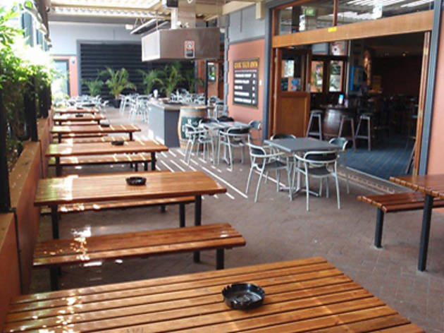 Crown Hotel - Revesby Crown Hotel - Revesby