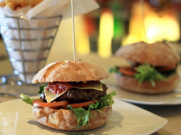 Moo Gourmet Burgers Bondi Restaurants In Bondi Beach Sydney