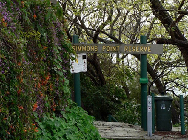 Simmons Point Reserve Simmons Point Reserve