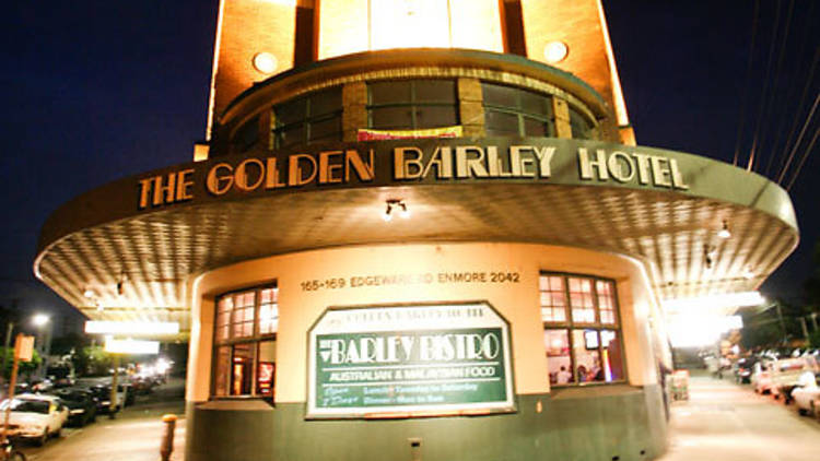 The Golden Barley Hotel