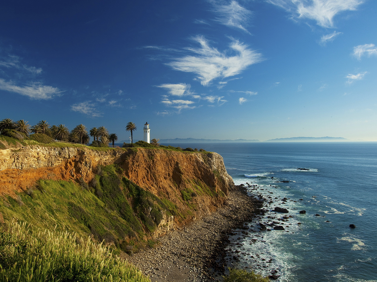 Best Scenic Drives in Los Angeles, From the Mountains to the Beach