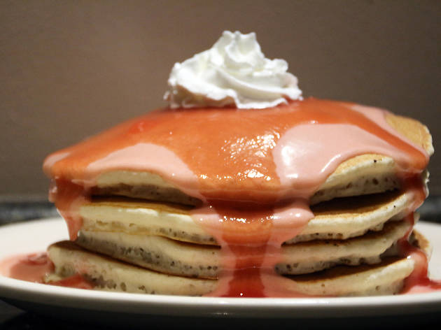 Guava chiffon pancakes at Cinnamon’s, Oahu, HI Guava chiffon pancakes at Cinnamon’s, Oahu, HI