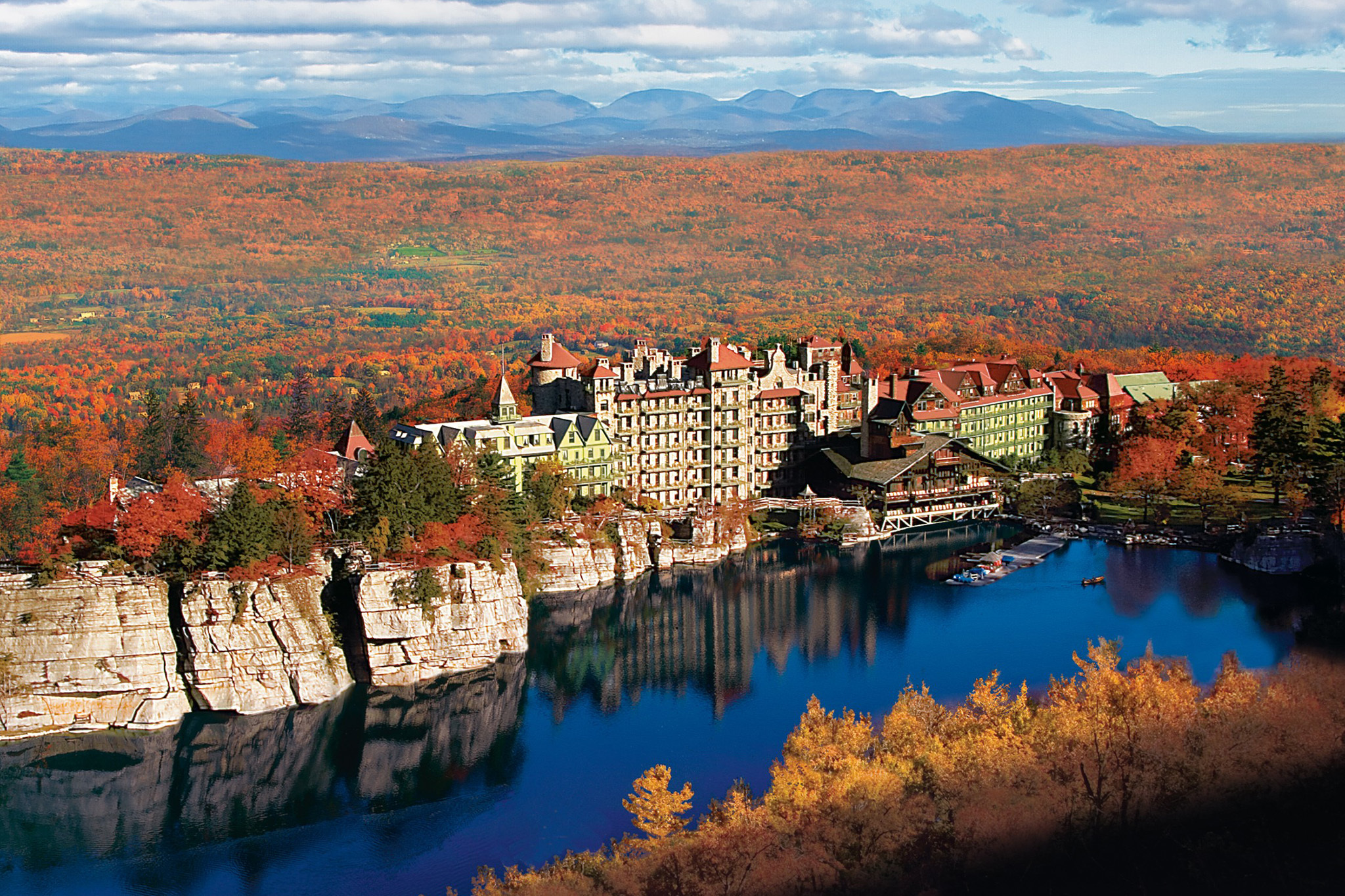 Best Romantic Getaways In Ny State From Spas To Skiing