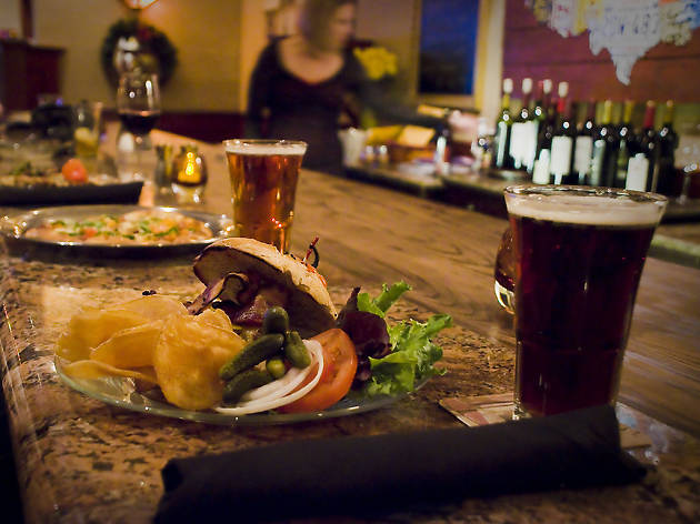 Hop's Downtown Grill