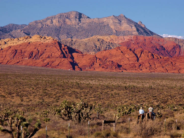 Red Rock Canyon Helicopter Landing Tour