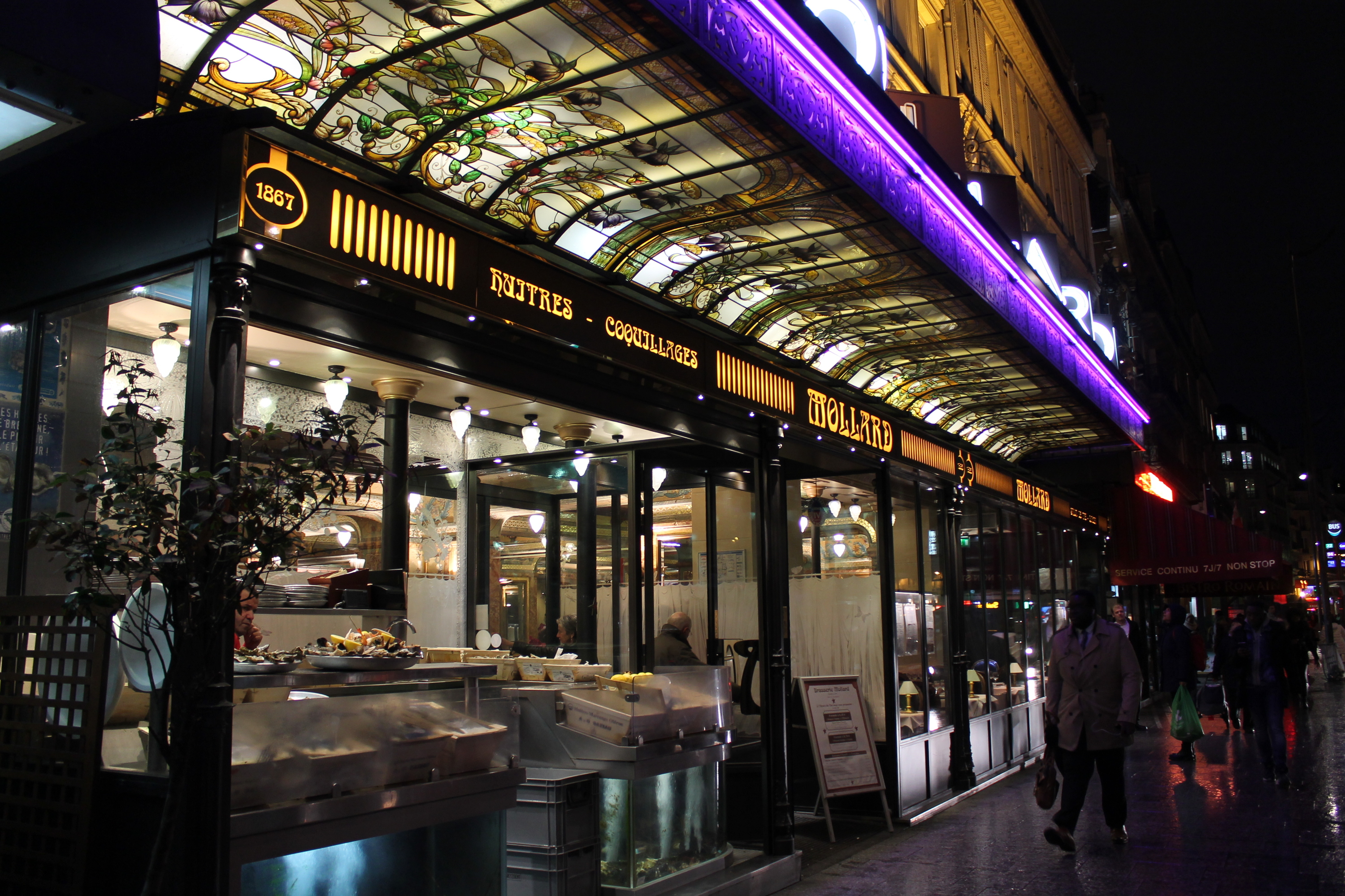 tour des horloges saint lazare