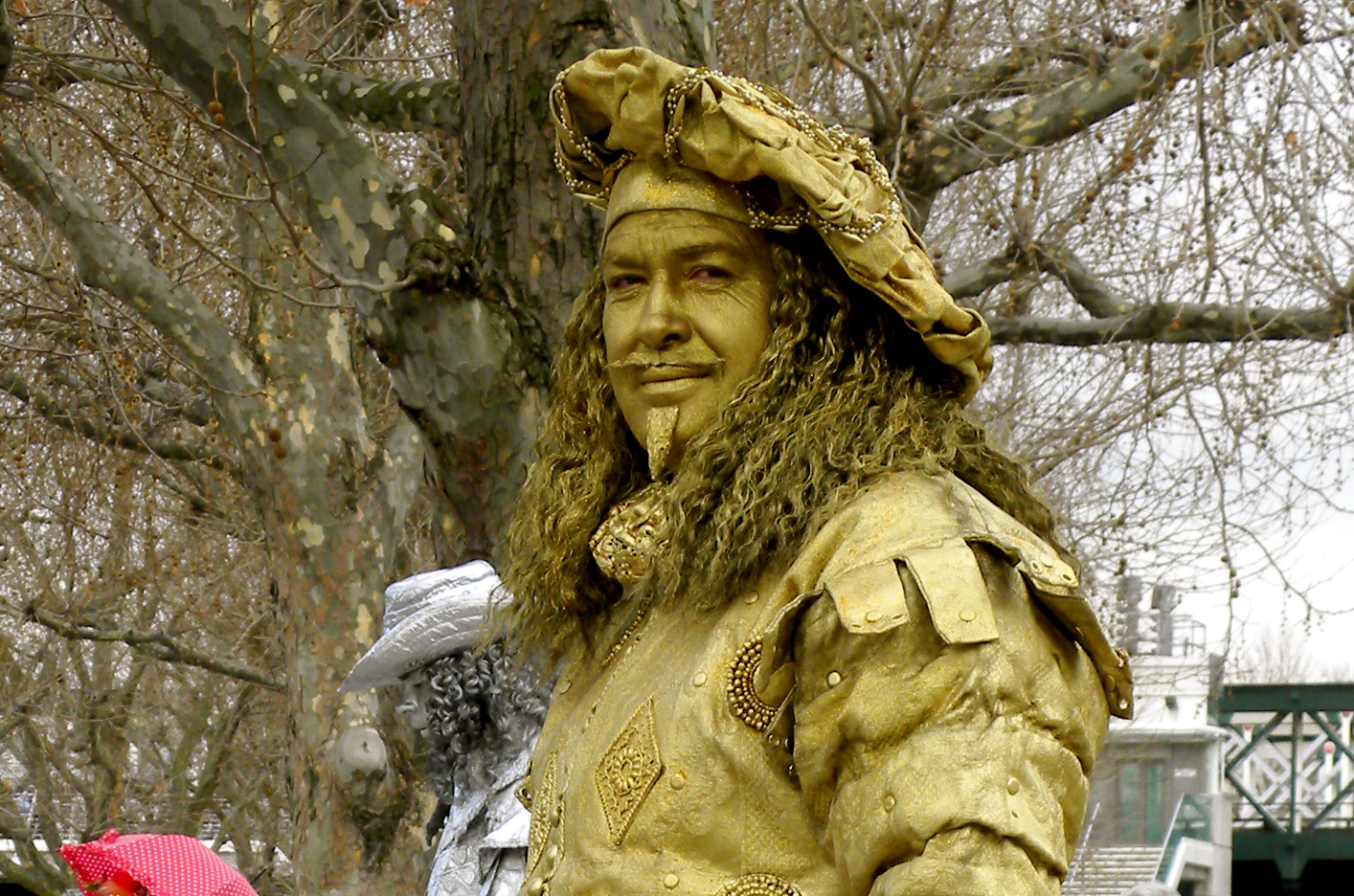 Freeze! It's your favourite human statues in London