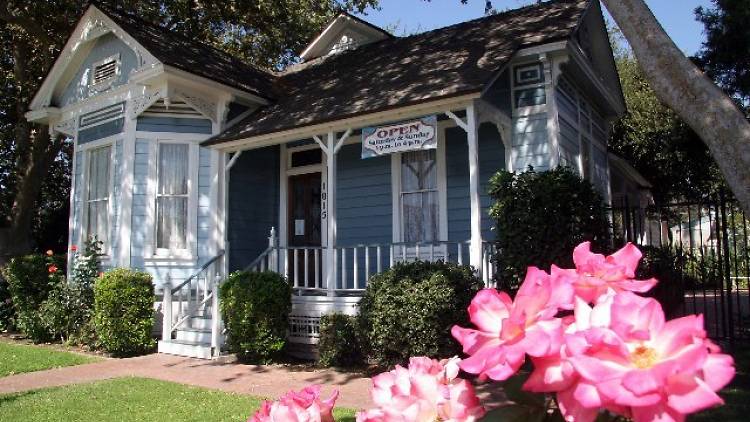 Mentzer House at the Gordon R. Howard Museum