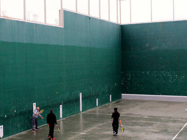 Frontón Frontón