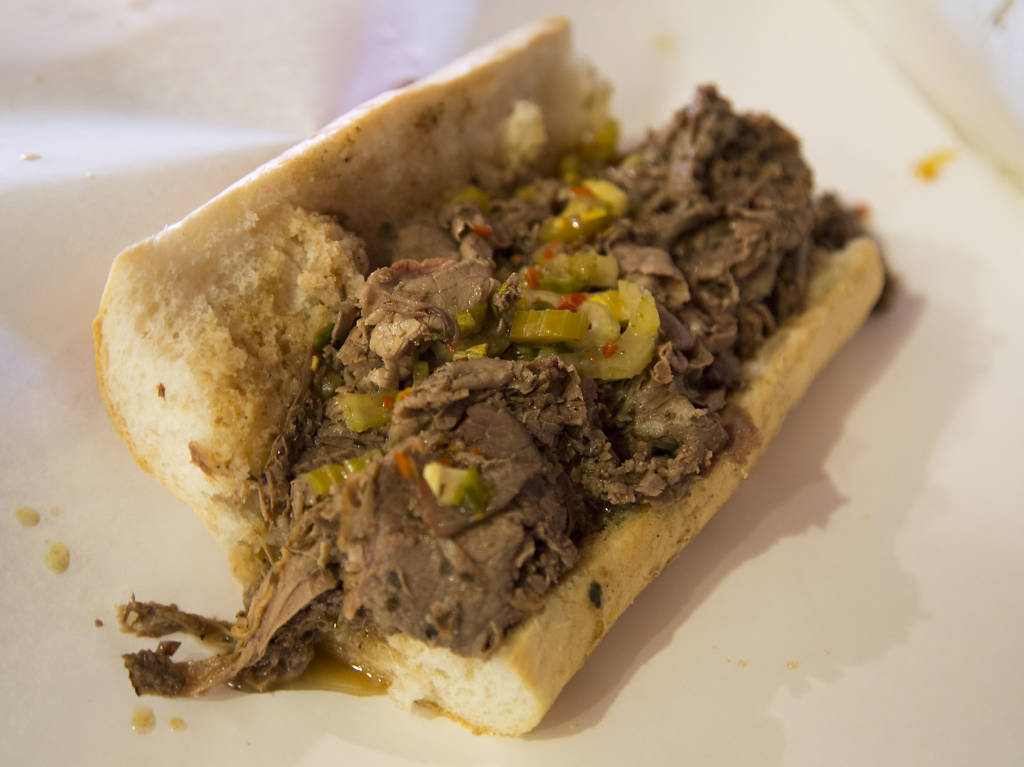 22 Best Italian Beef Sandwiches in Chicago to Dig Into