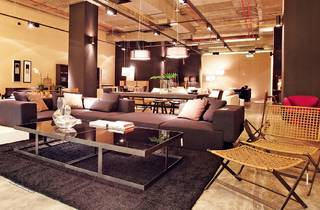 Neiviv | Shopping in Mid Valley City, Kuala Lumpur