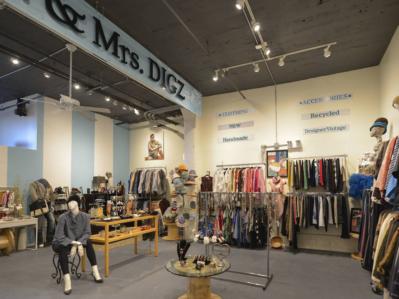 The 23 Best Thrift Stores In Chicago