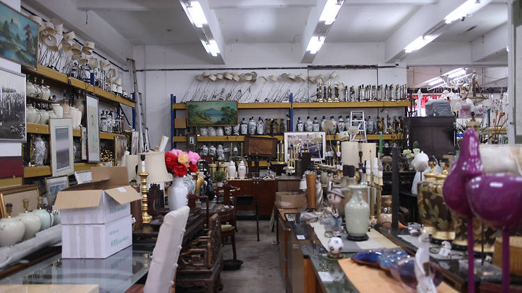 Sort out home decor at Hock Siong