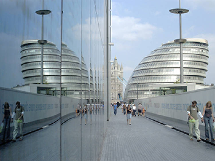 City Hall/Tooley Street