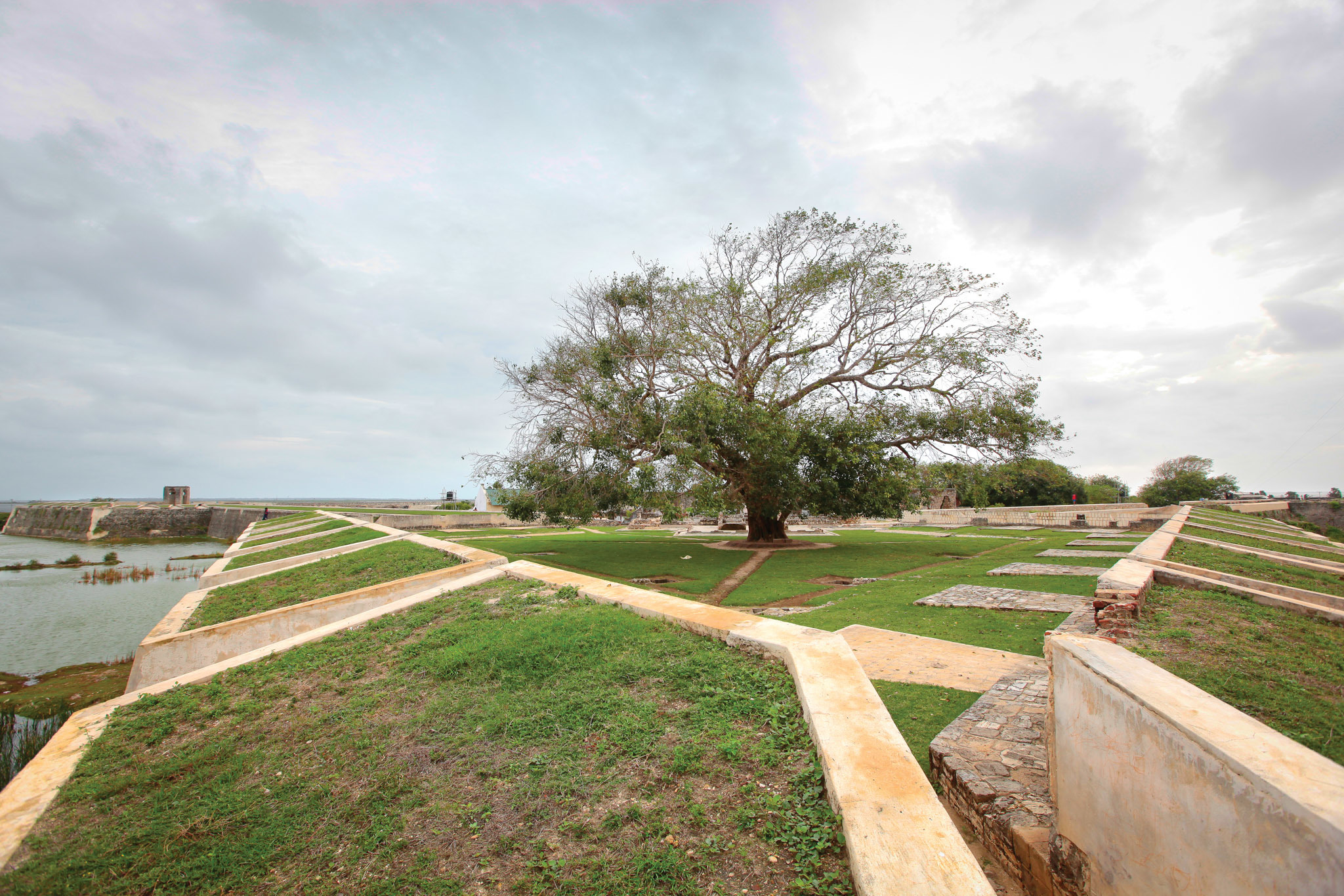 Elephant Pass Attractions in Sri Lanka