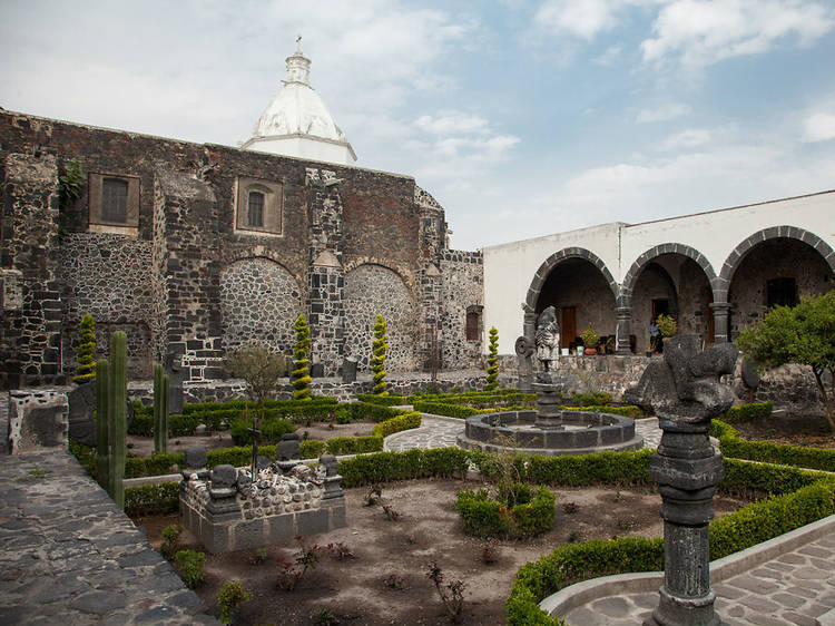 Templo y Exconvento de San Andrés Apóstol
