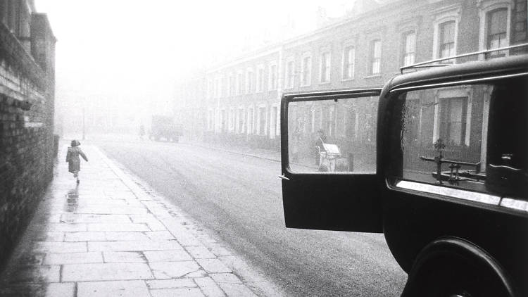 Robert Frank: London Street, 1951