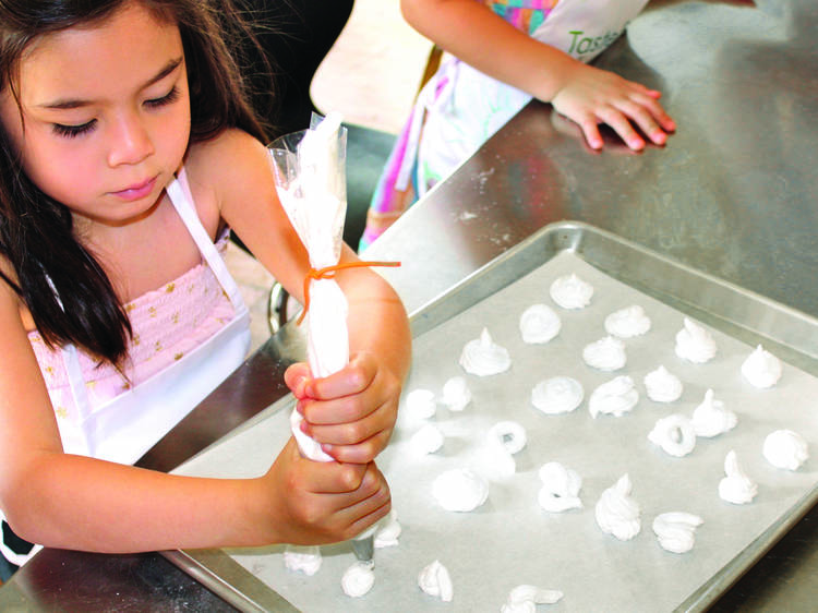 Kids' cooking classes in New York City