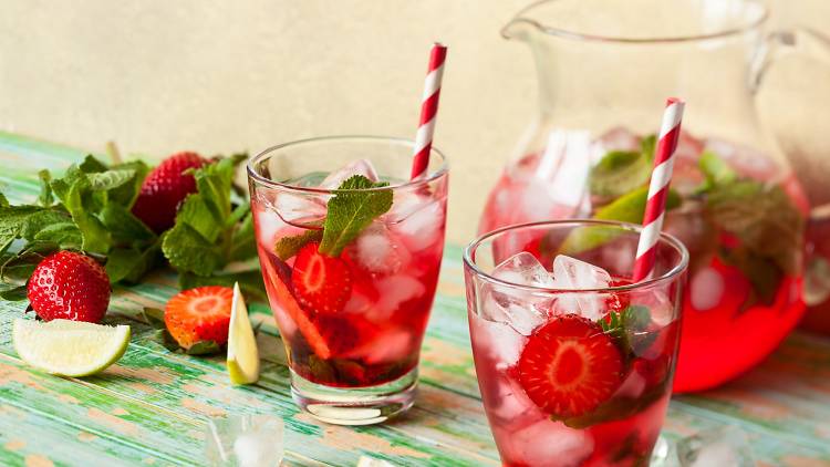 Appletiser Ginger Strawberry Delight