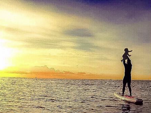 Paddle surf Paddle surf