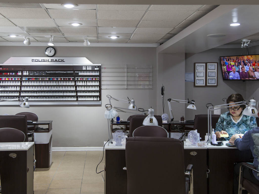Nail Salons in Chicago for Manicures, Pedicures and Nail Art