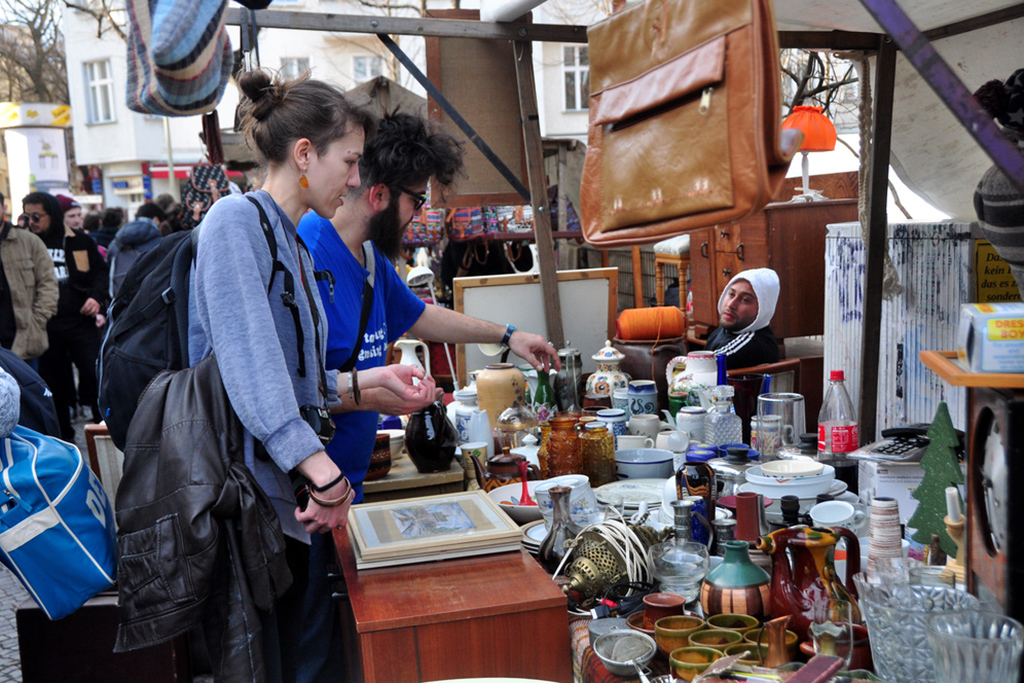 Best flea markets in NJ for vintage clothes, antiques and produce