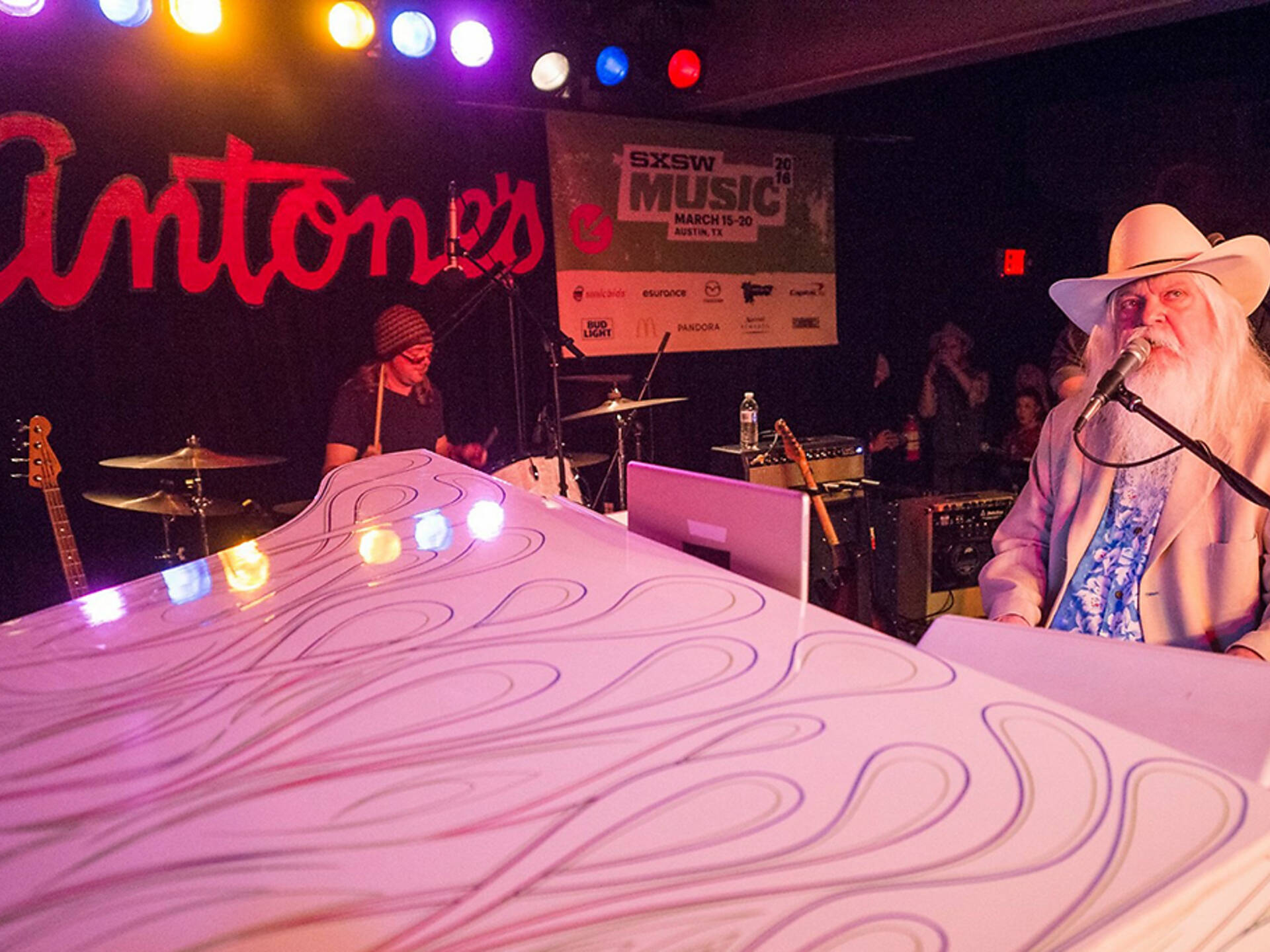 where-to-go-for-the-best-live-music-in-austin
