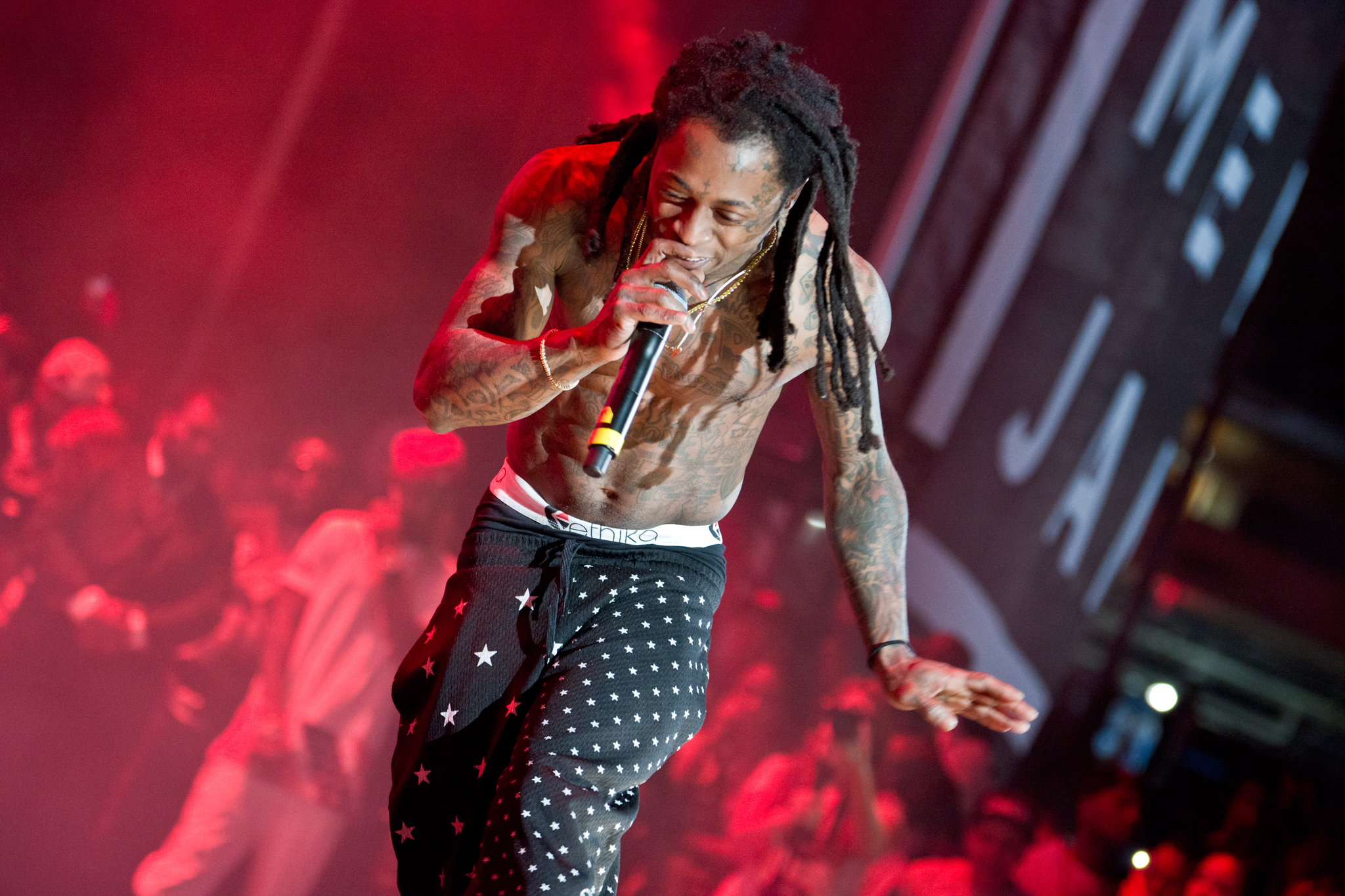 Lil Wayne Having Sex - 50 Best Sexy Songs to Set the Mood