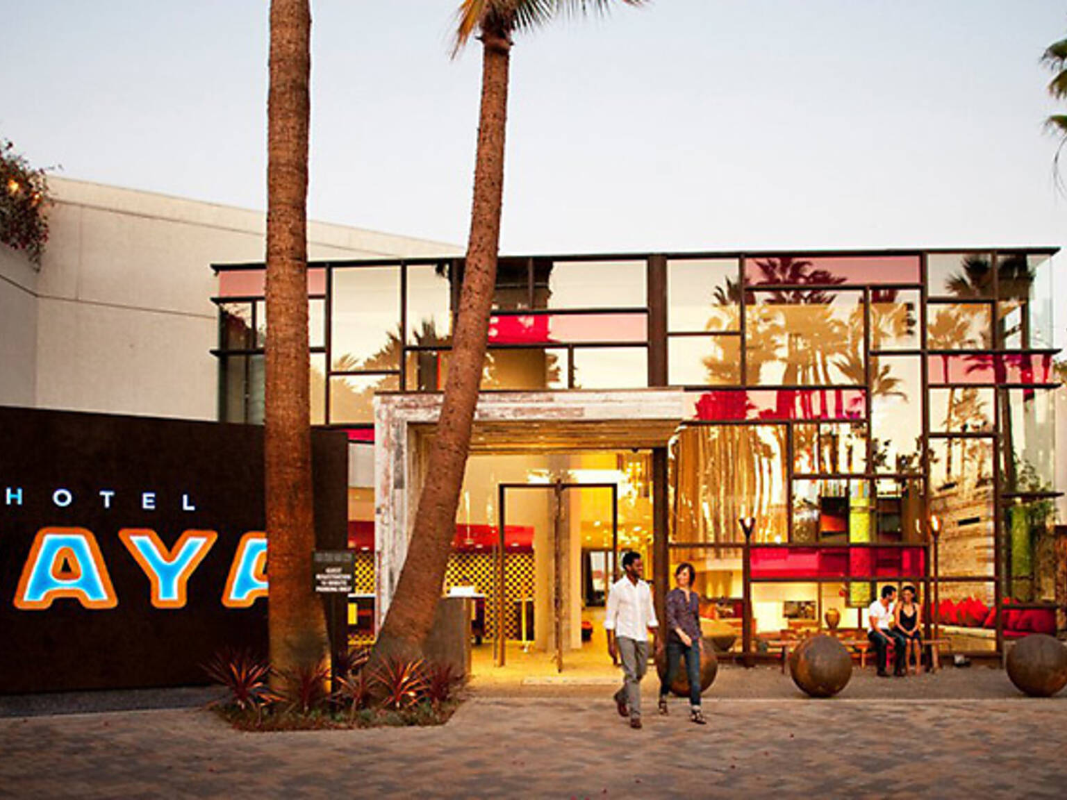 12 Best Hotels in Los Angeles with sweeping views