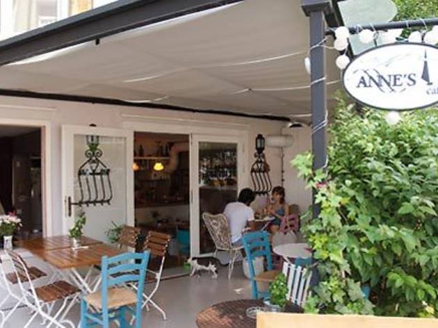 Anne's Anne's