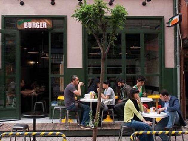 Mano Burger Mano Burger