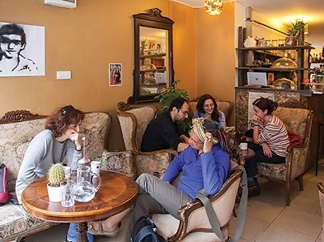 Komşu Kafe Komşu Kafe