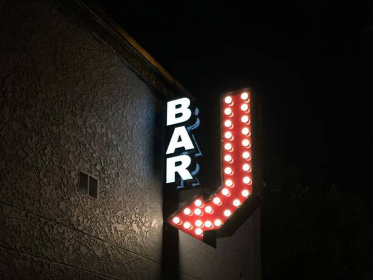 Alex's Bar in Long Beach
